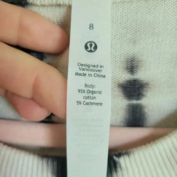 Lululemon, Crewneck Linear Tie Dye Grey Multi Pullover Sweater, Size 8 - Picture 12 of 13